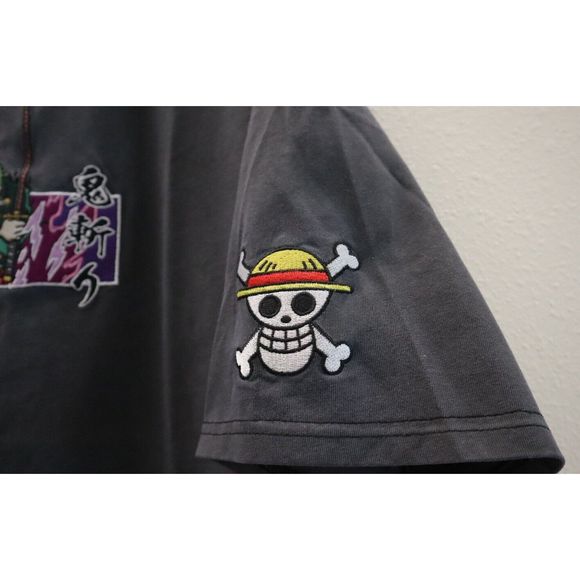 One Piece Men's Sz Medium Gray Roronoa Zoro Crew Neck Cotton T-Shirt - Picture 6 of 6